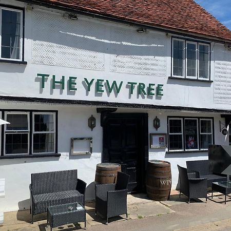 Stay And Relax At The Yew Tree Manuden Buitenkant foto