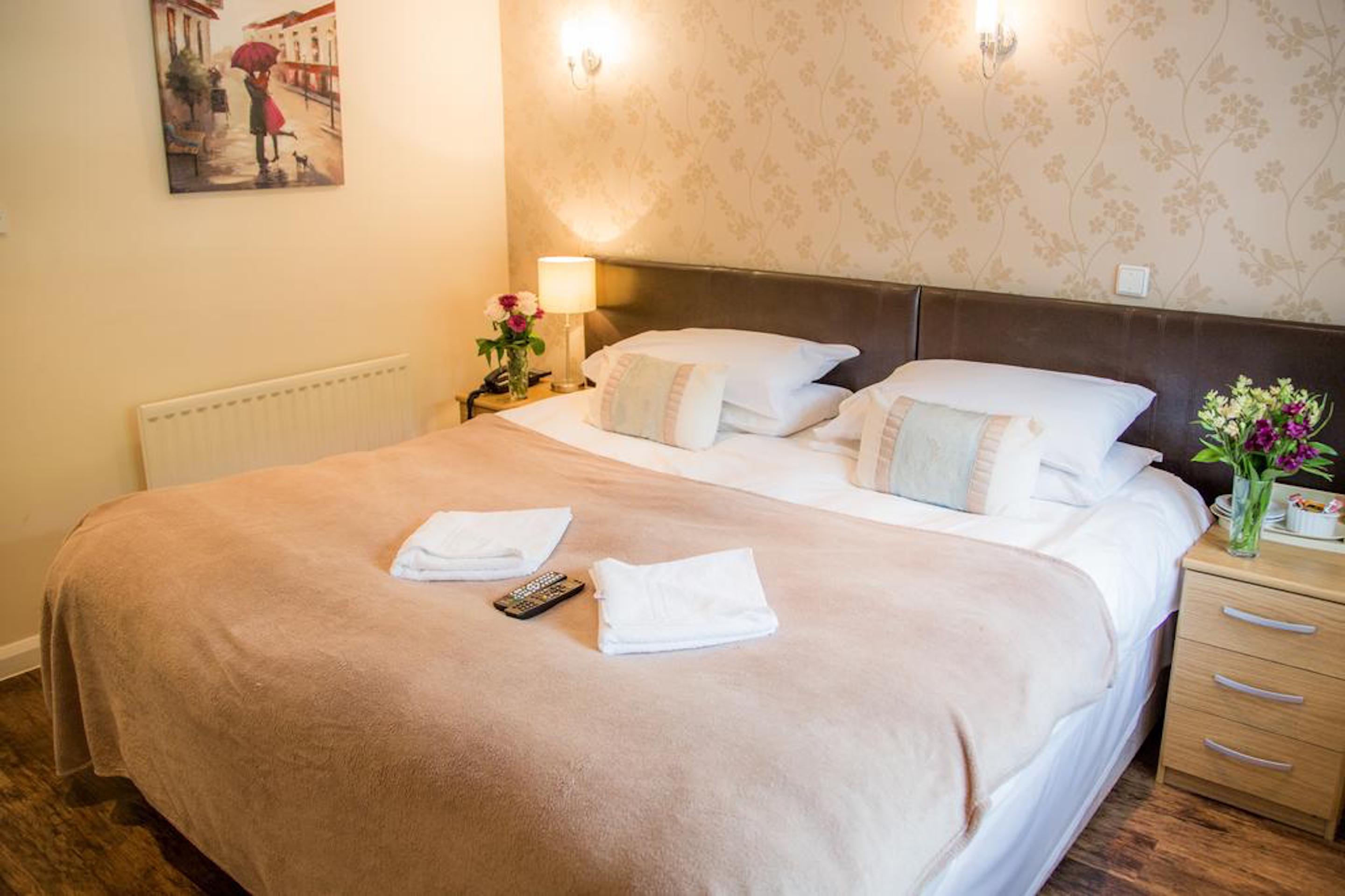 Stay And Relax At The Yew Tree Manuden Buitenkant foto
