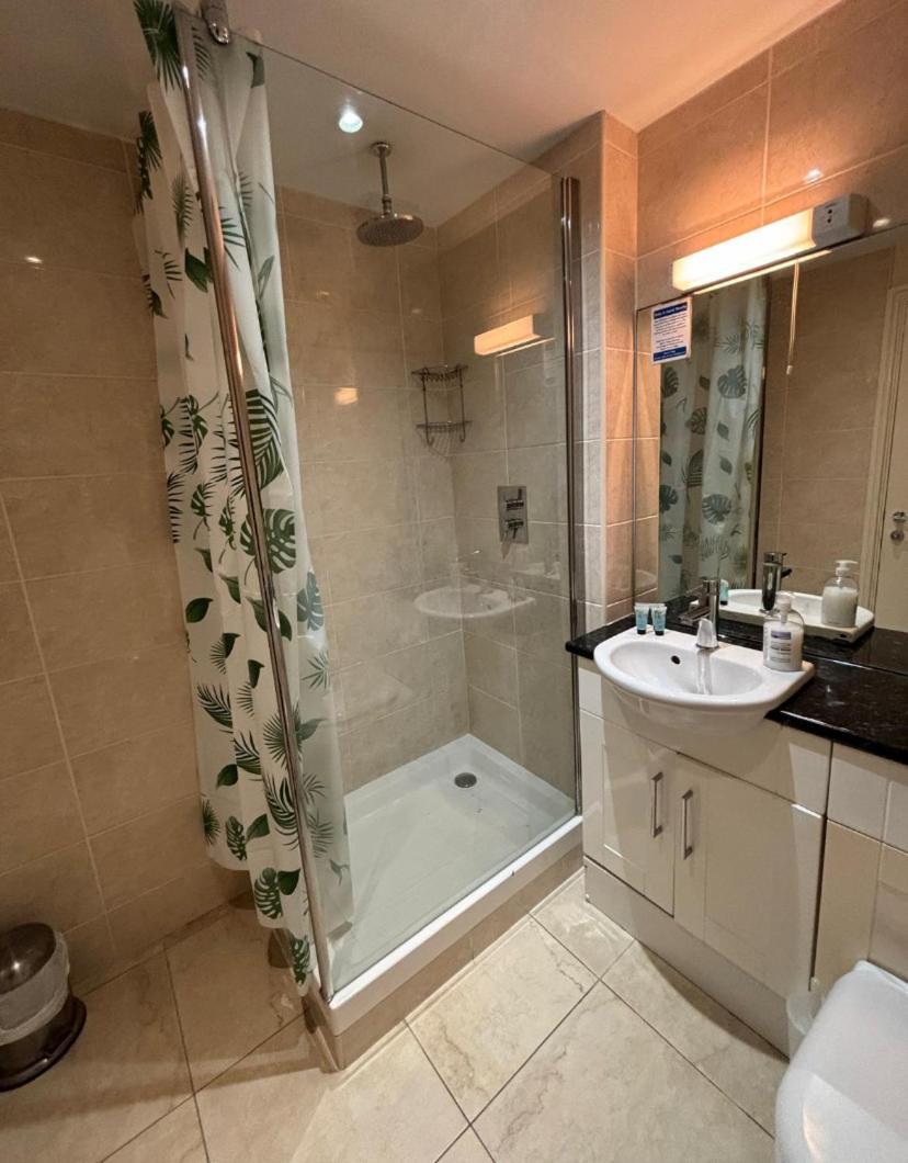 Stay And Relax At The Yew Tree Manuden Buitenkant foto