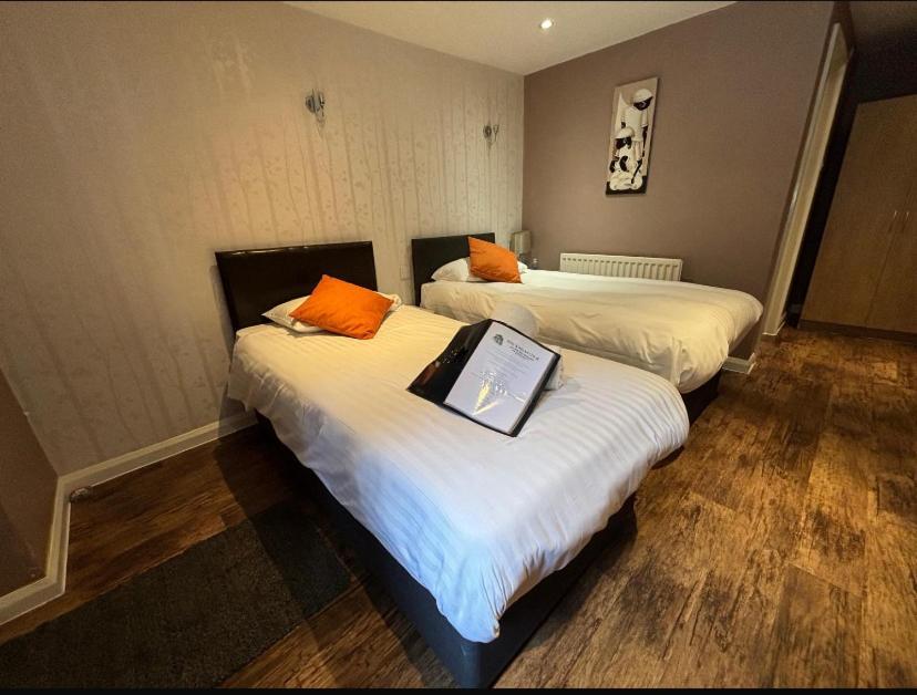 Stay And Relax At The Yew Tree Manuden Buitenkant foto