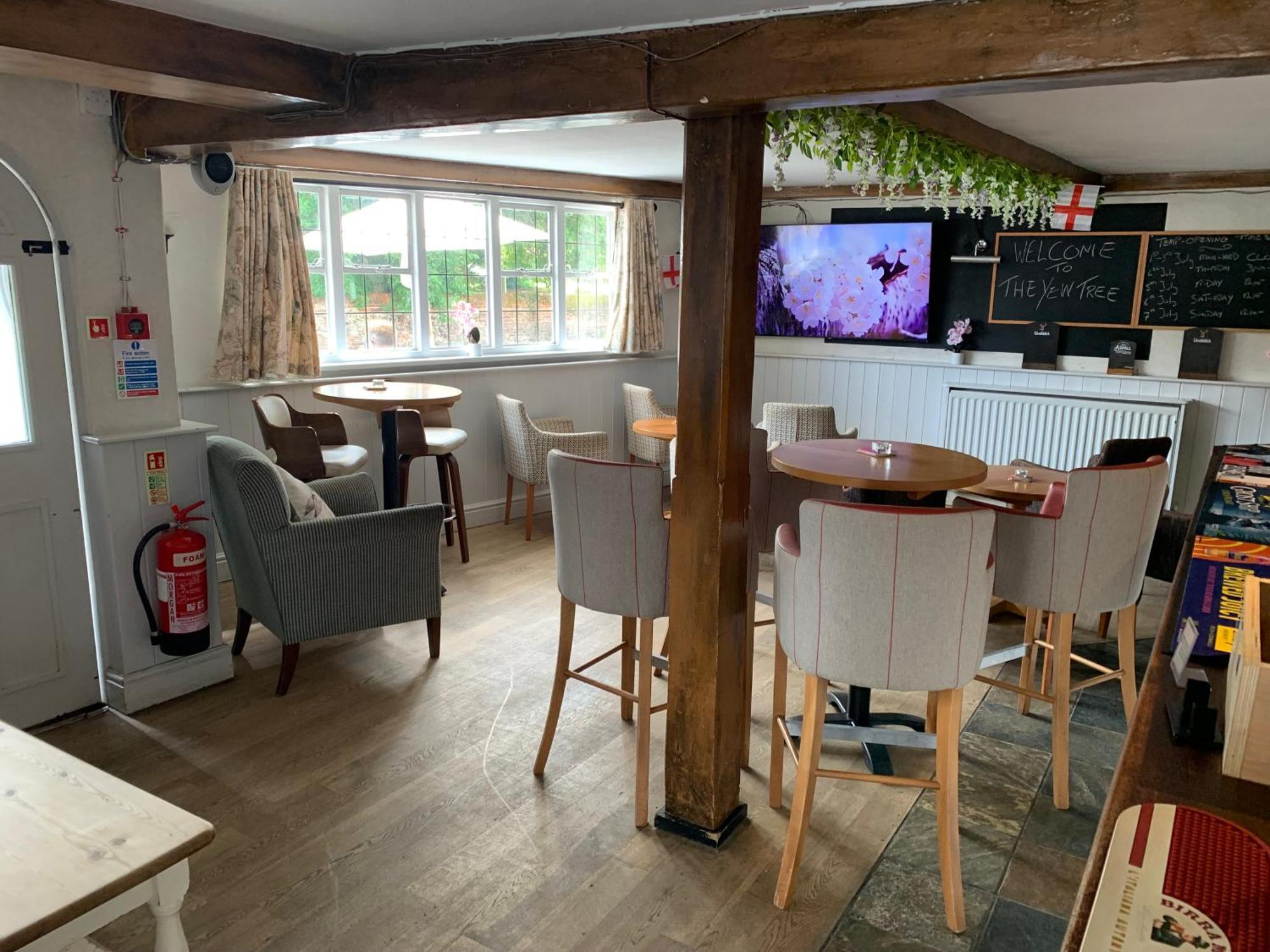 Stay And Relax At The Yew Tree Manuden Buitenkant foto