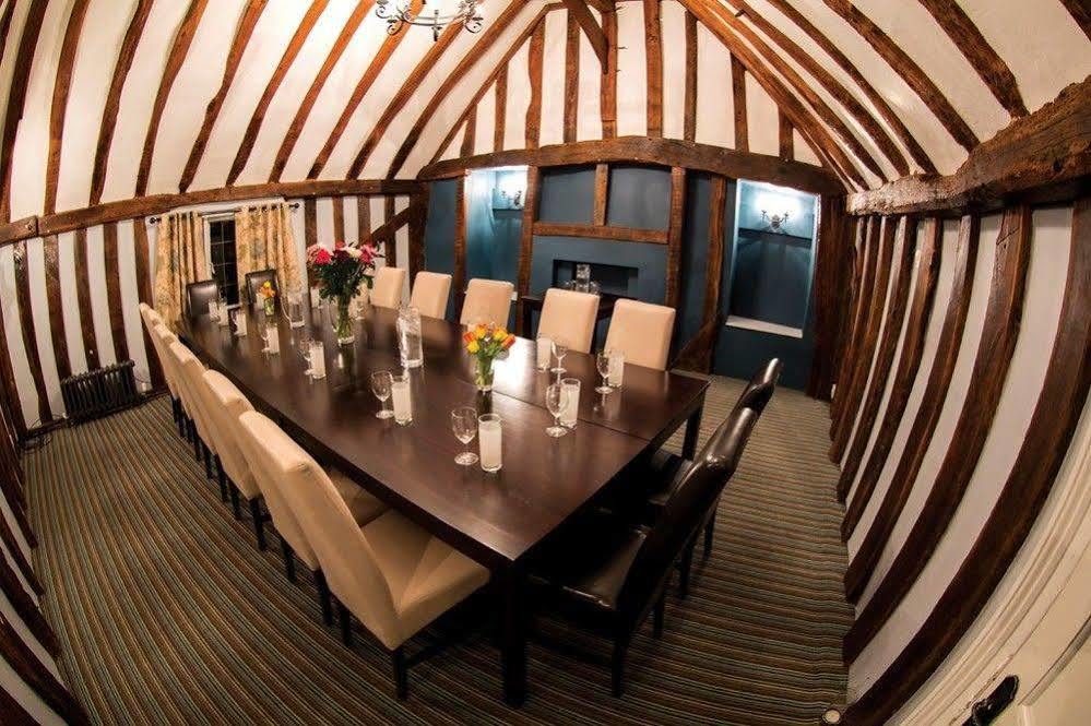 Stay And Relax At The Yew Tree Manuden Buitenkant foto
